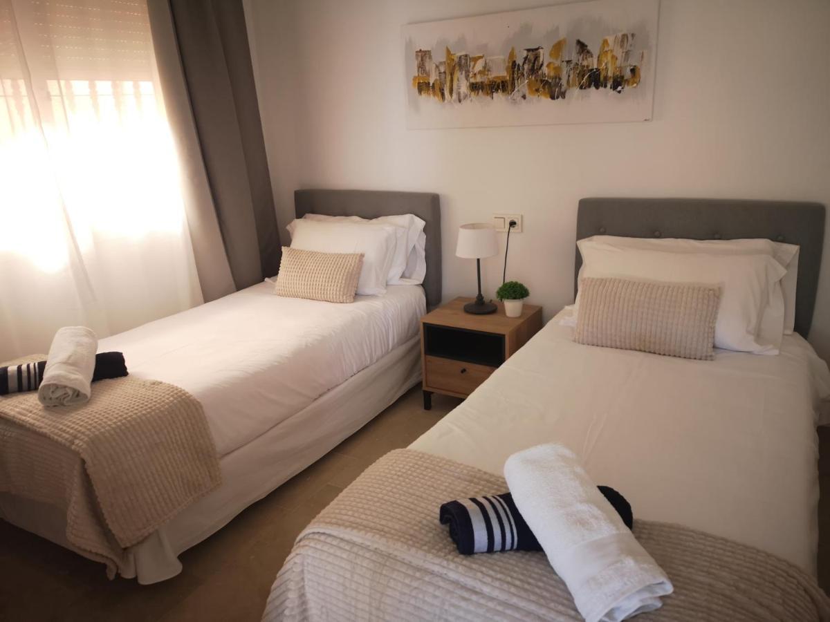 Costa Del Sol, Marina Del Mar Apartment El Faro Luaran gambar